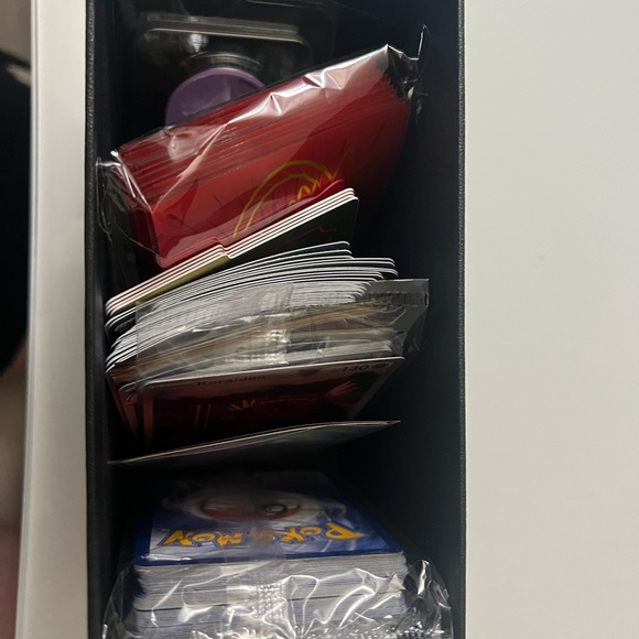 Pokemon Trading Card Game Set with Accessories - Picture 4 of 8